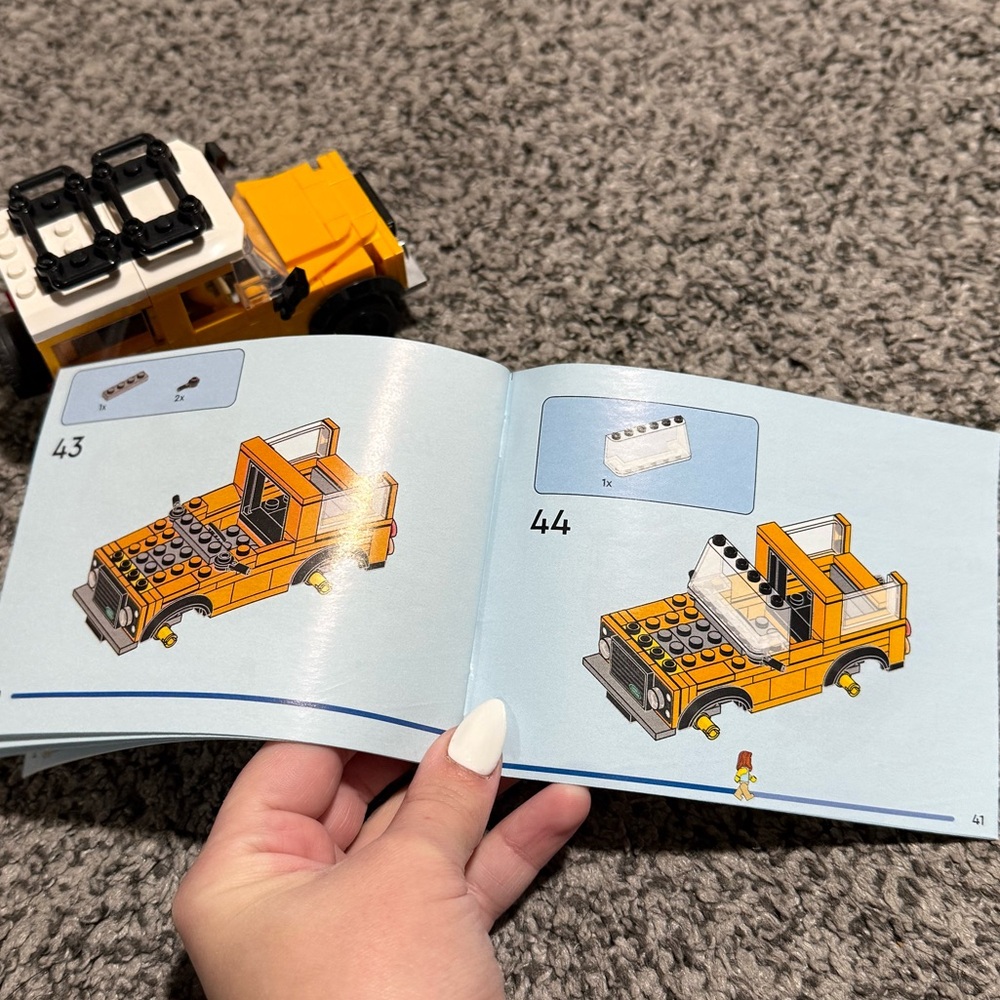 Land Rover Lego set - Picture 6 of 6